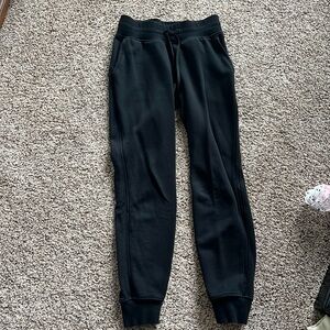 lululemon sweatpant joggers